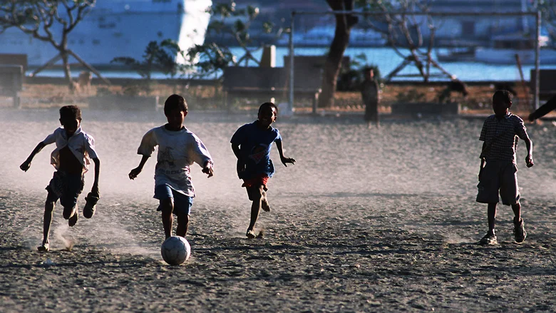 Sociale impact van voetbal: Voetbal als middel voor armoedebestrijding